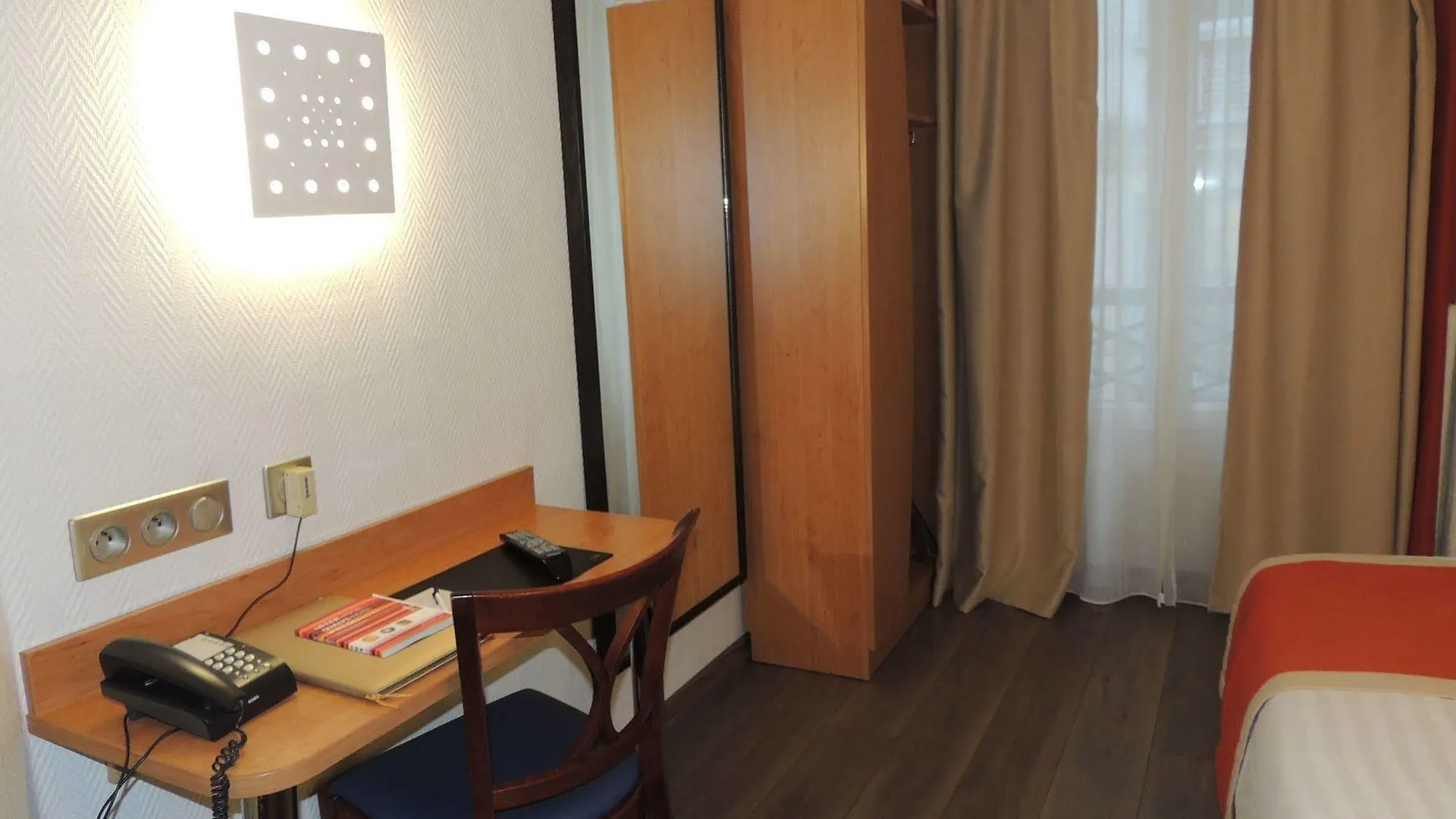 Meridional 3* Paris